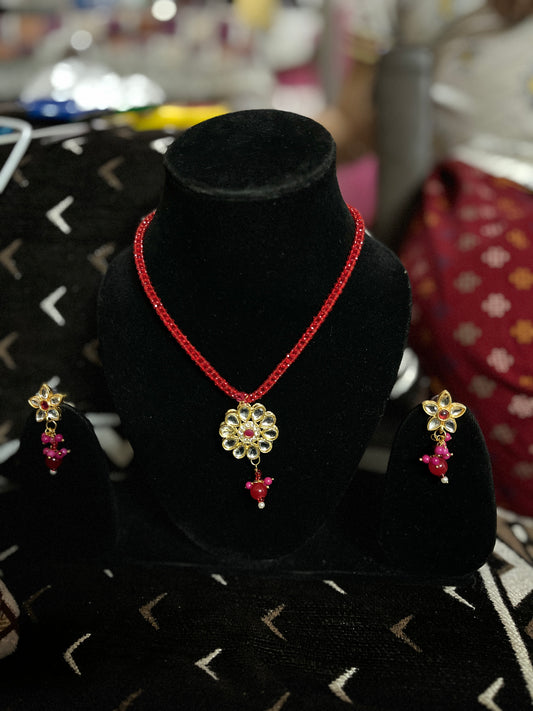 Kundan necklace